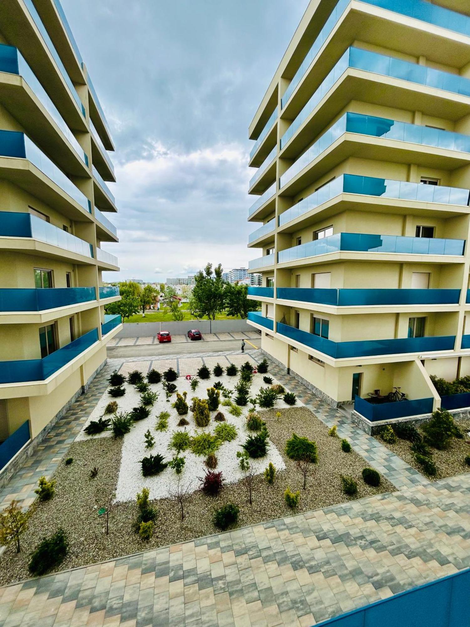 Dis Mamaia Nord Apartment Constanta Bagian luar foto